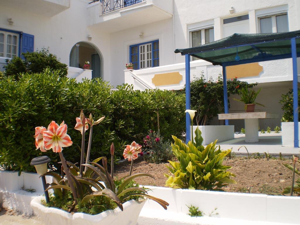 Barbara II Otel Agia Marina  Dış mekan fotoğraf